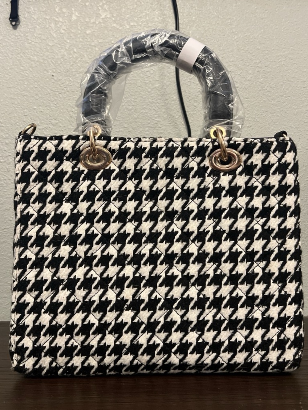 Black & White Houndstooth Tote Handbag